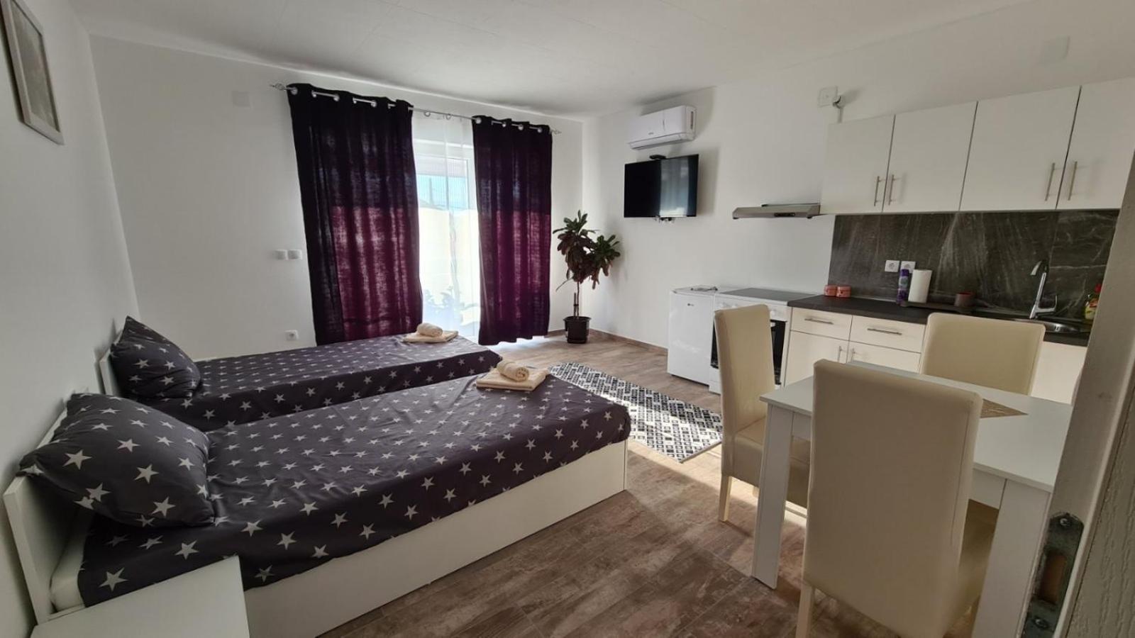 Apartmani Koki 克拉多沃 外观 照片