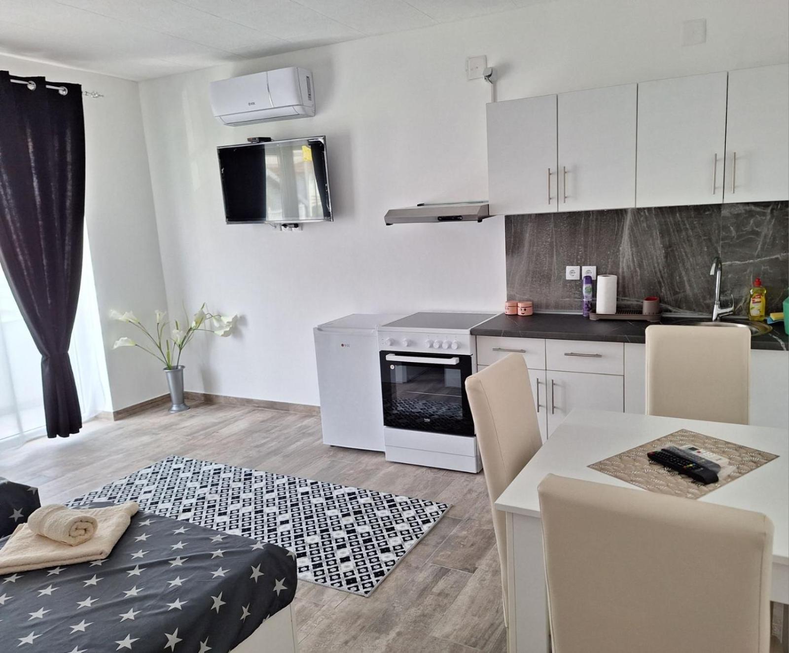 Apartmani Koki 克拉多沃 外观 照片