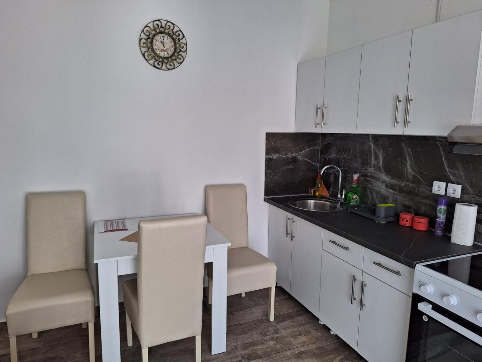 Apartmani Koki 克拉多沃 外观 照片